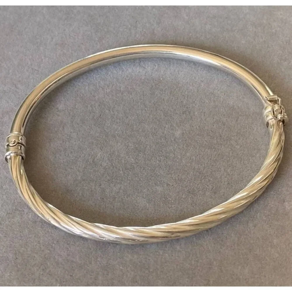 Vintage Silver Bracelet - Picture 2 of 9